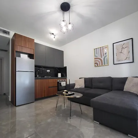 Thἕros Exceptional Apartman Néa Péramos