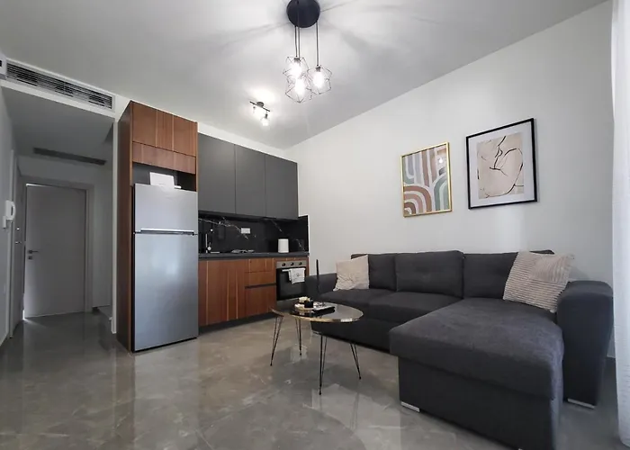 Thἕros Exceptional דירה Néa Péramos