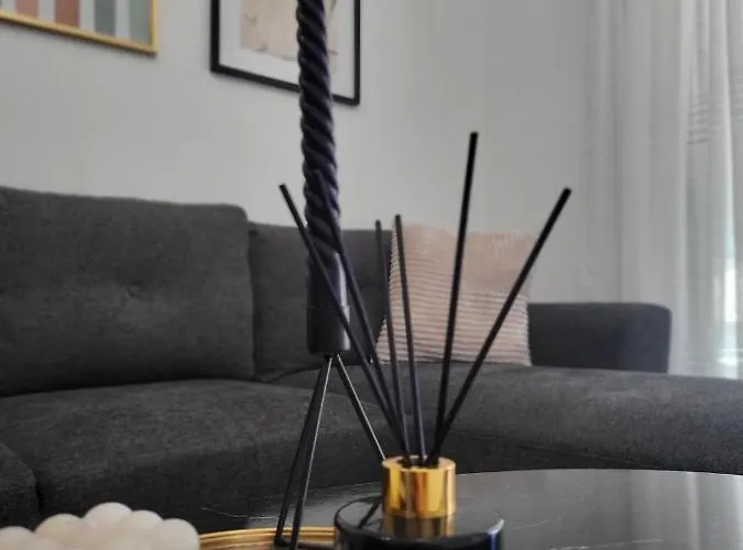 Thἕros Exceptional Néa Péramos